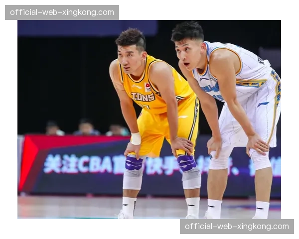 深圳快攻体系解析 场均72.8次运动战出手领跑节奏